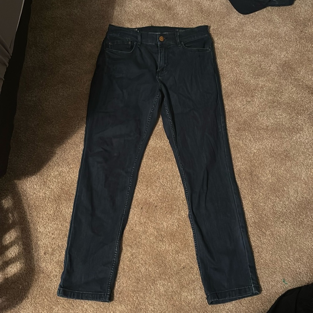 Brand: Mugsy Jeans. Size: 32x30 Color: Dark Blue